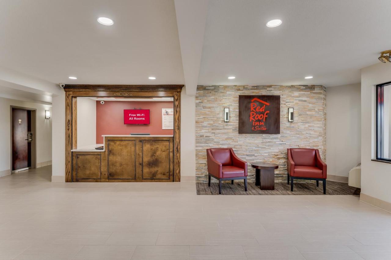 Red Roof Inn & Suites Newport - Middletown, Ri Екстер'єр фото